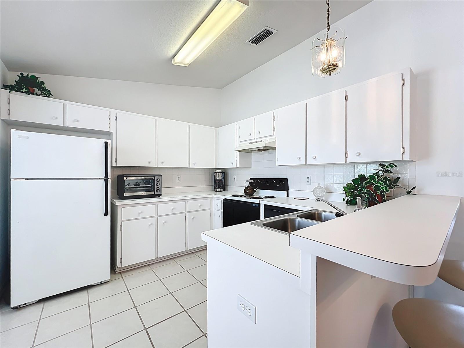 Image 45 of 70 For 22163 Edgewater Boulevard