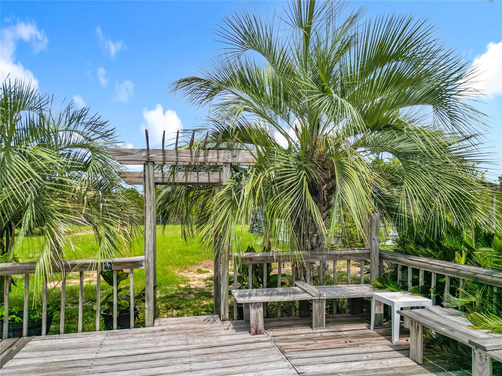 Image 62 of 70 For 22163 Edgewater Boulevard