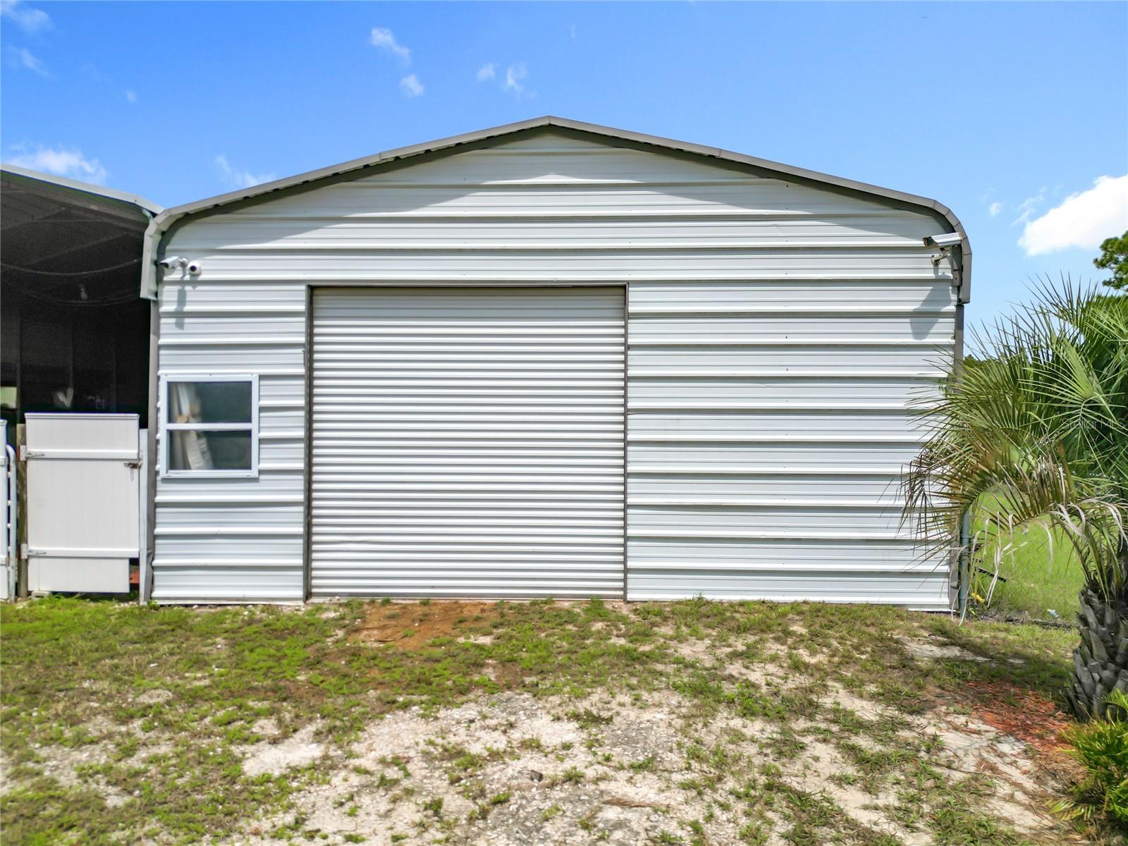 Image 64 of 70 For 22163 Edgewater Boulevard