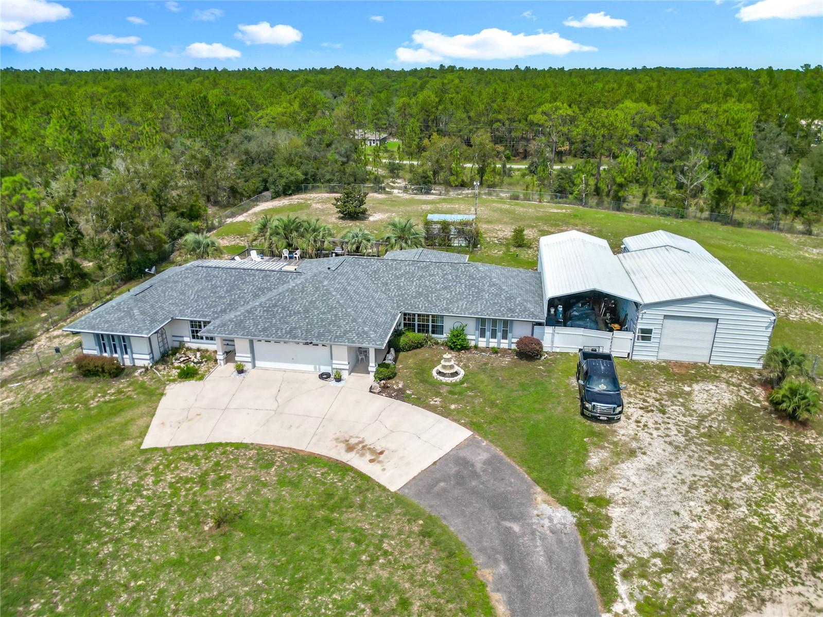 Image 8 of 70 For 22163 Edgewater Boulevard