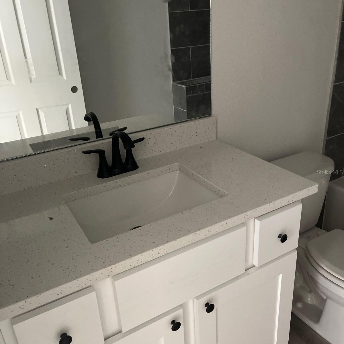 Image 23 of 25 For 23405 Anchor Boulevard