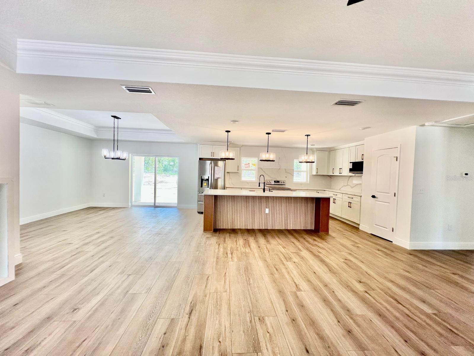 Image 3 of 15 For 13322 Sw 16th Street