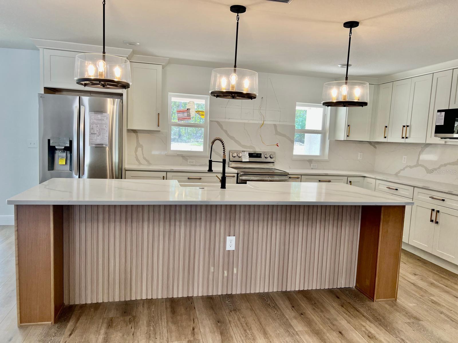 Image 4 of 15 For 13322 Sw 16th Street
