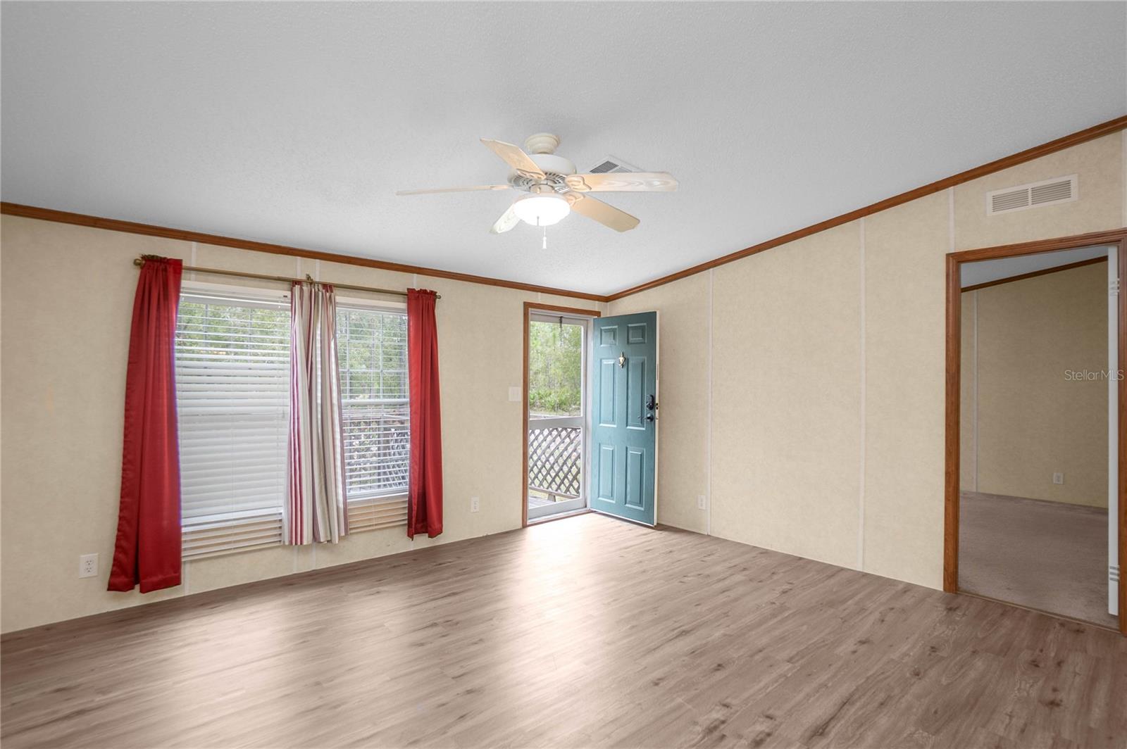 Image 4 of 40 For 5825 Geiger Terrace