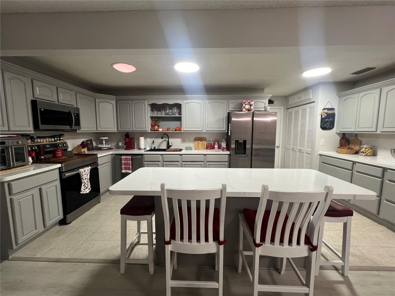 Image 6 of 22 For 8556 90th Lane C