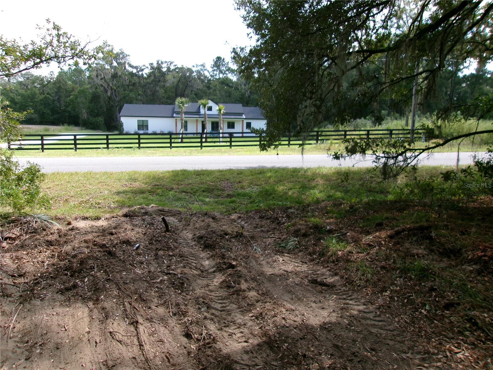 Image 23 of 24 For Lot 3 61 St Place Road