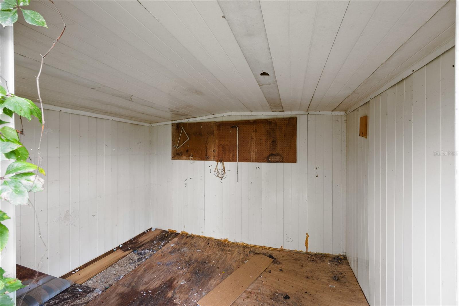 Image 25 of 28 For 411 63rd Court