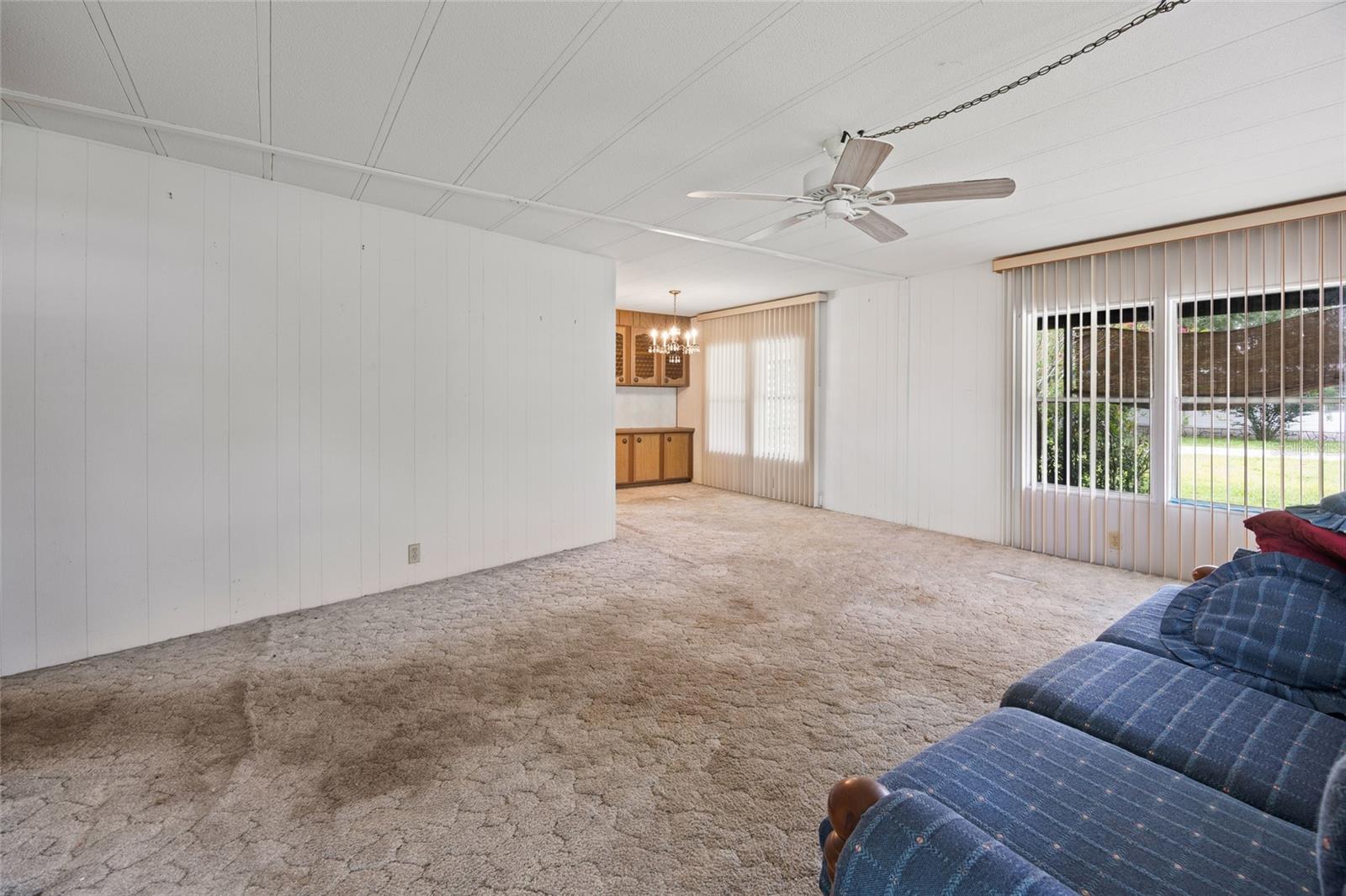 Image 5 of 28 For 411 63rd Court