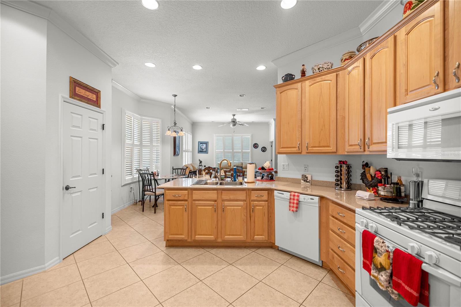 Image 12 of 29 For 8616 82nd Terrace