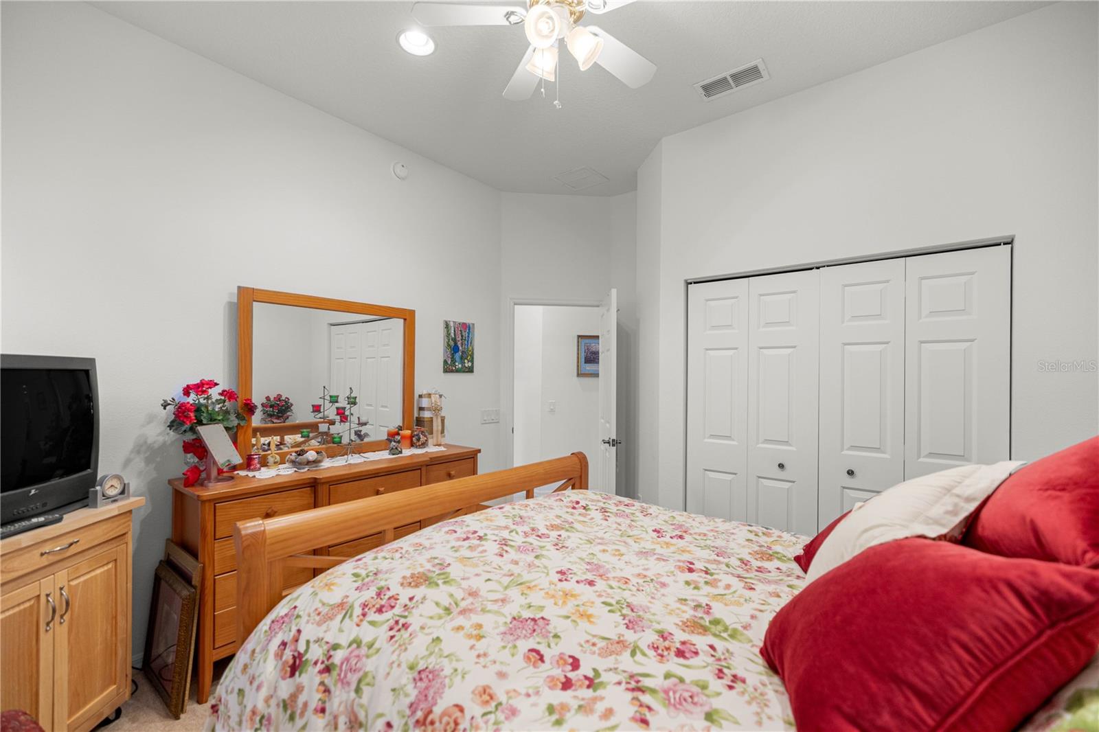 Image 23 of 29 For 8616 82nd Terrace