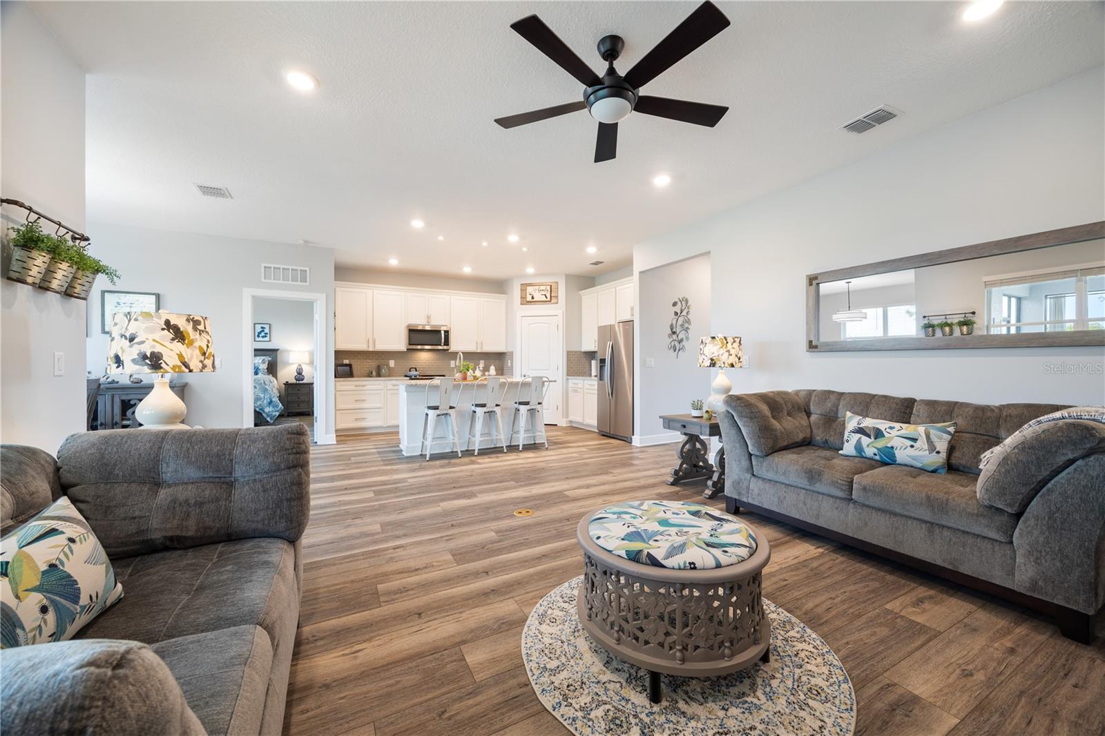 Image 17 of 55 For 9419 52nd Loop