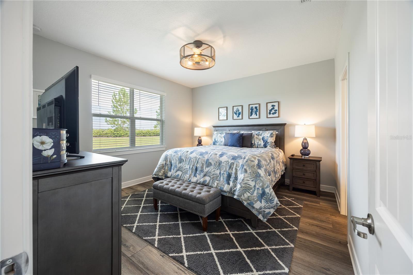 Image 23 of 55 For 9419 52nd Loop