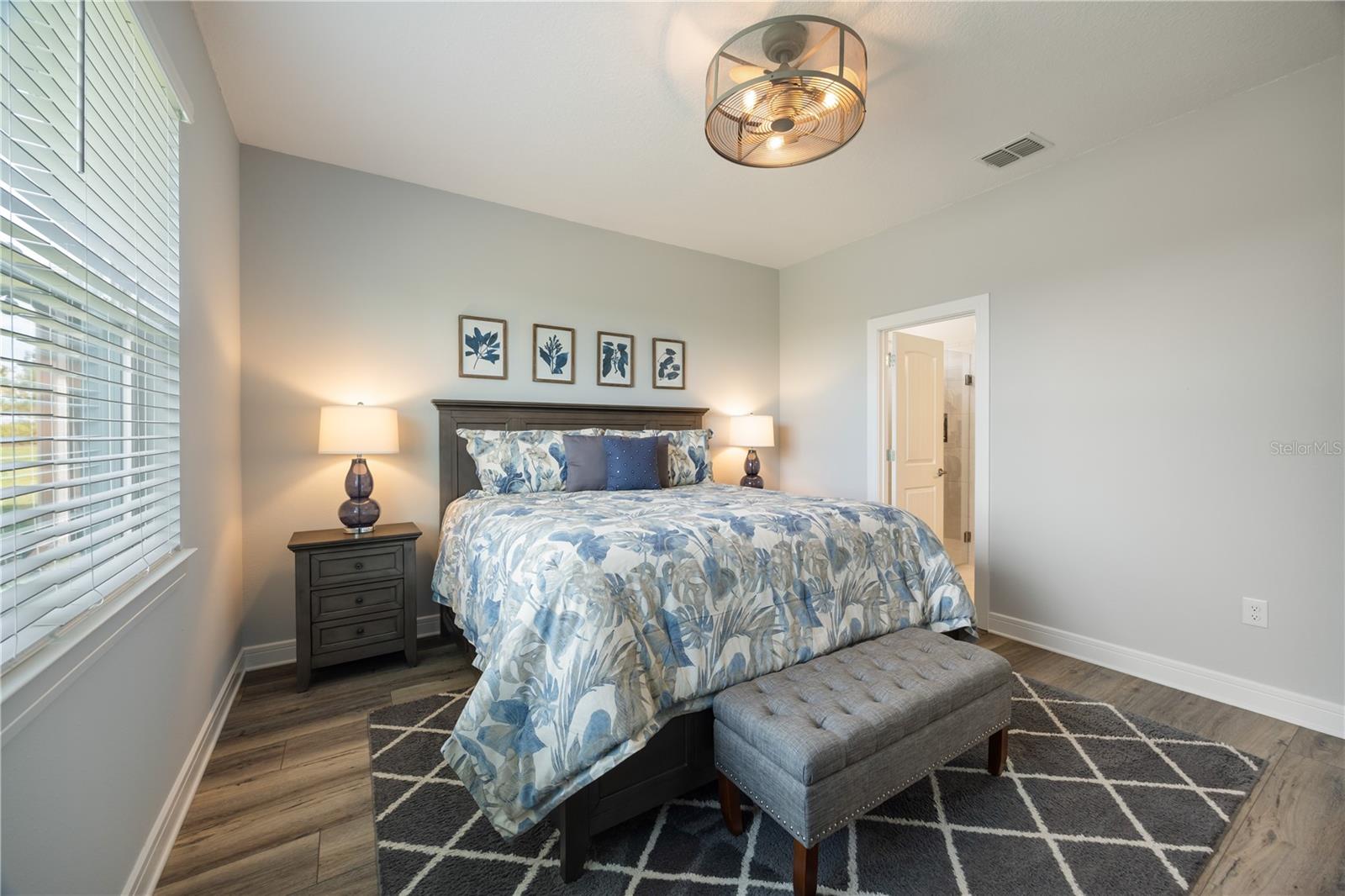 Image 24 of 55 For 9419 52nd Loop