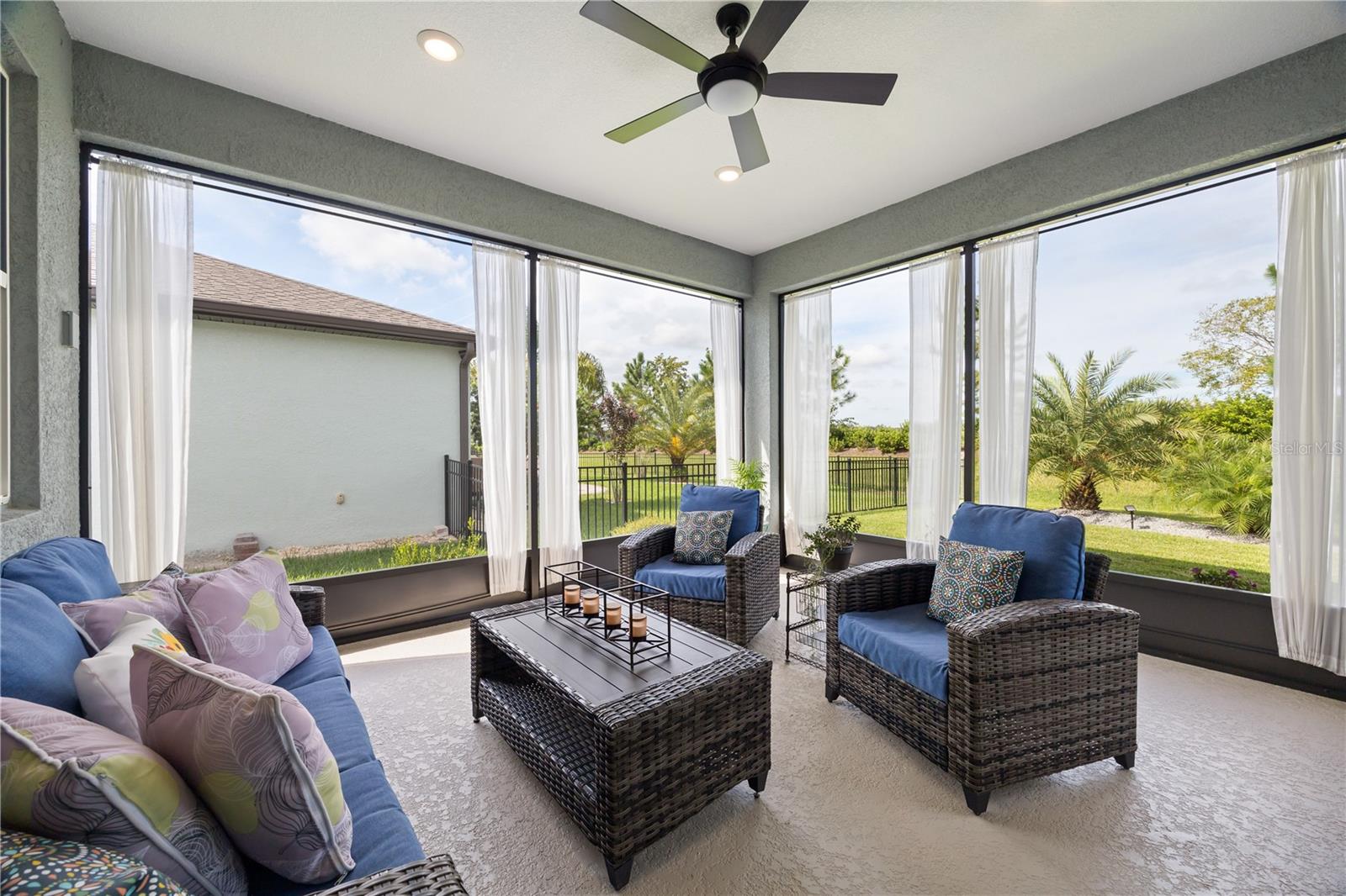 Image 32 of 55 For 9419 52nd Loop