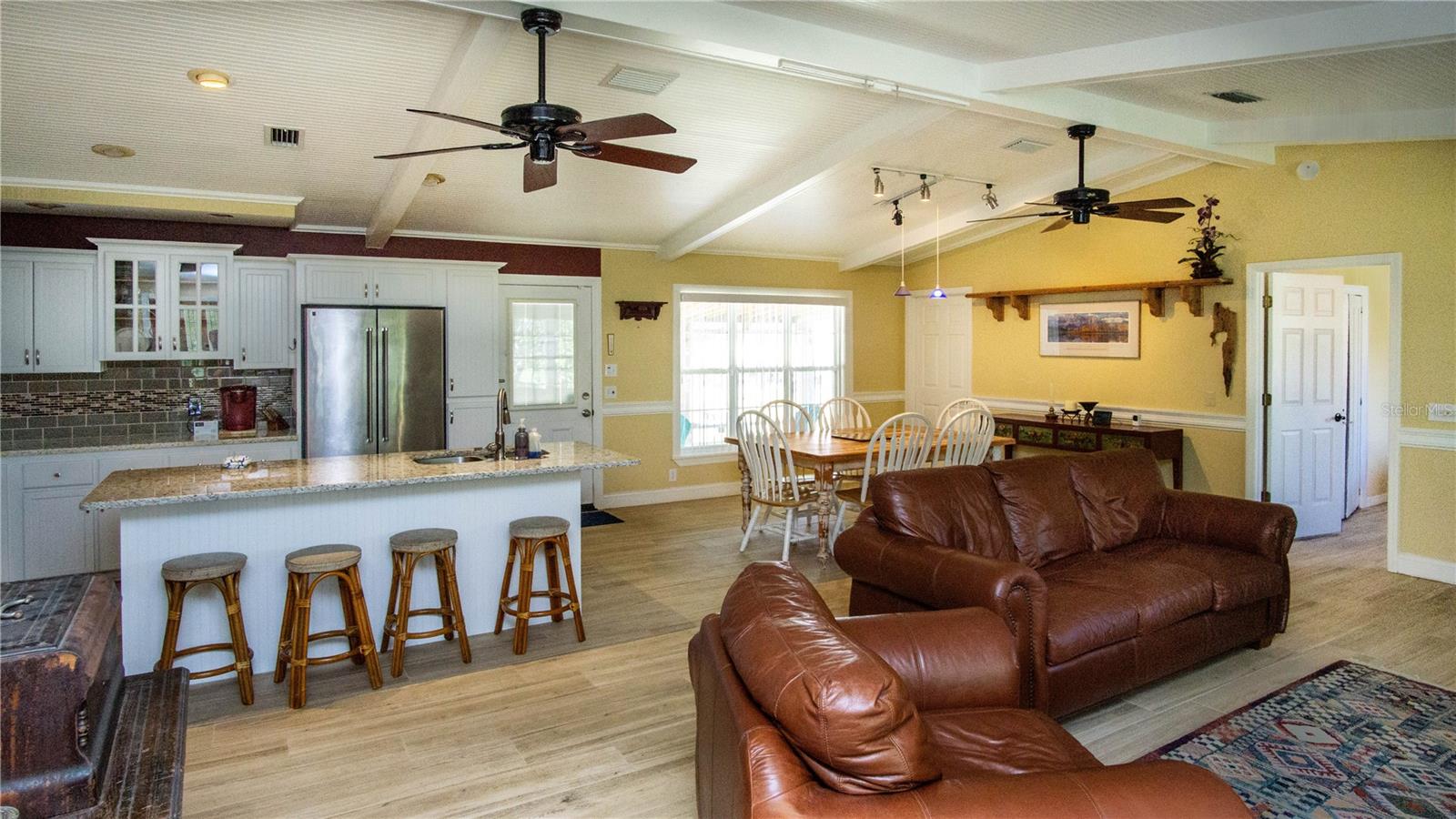 Image 4 of 46 For 7060 206th Avenue
