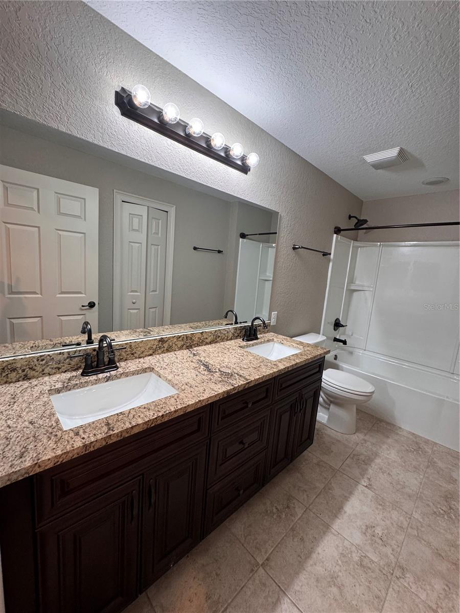 Image 25 of 52 For 1645 168th Loop