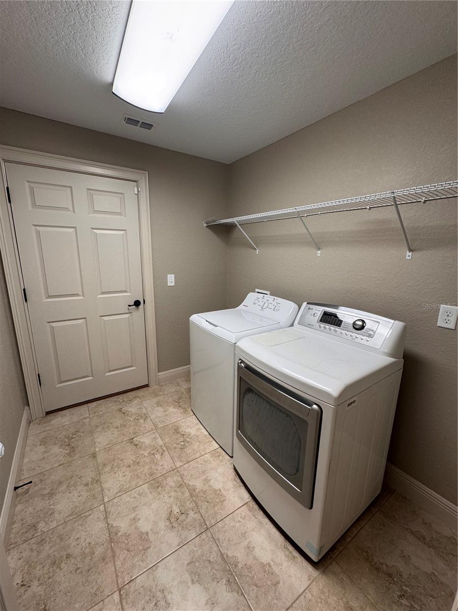 Image 27 of 52 For 1645 168th Loop