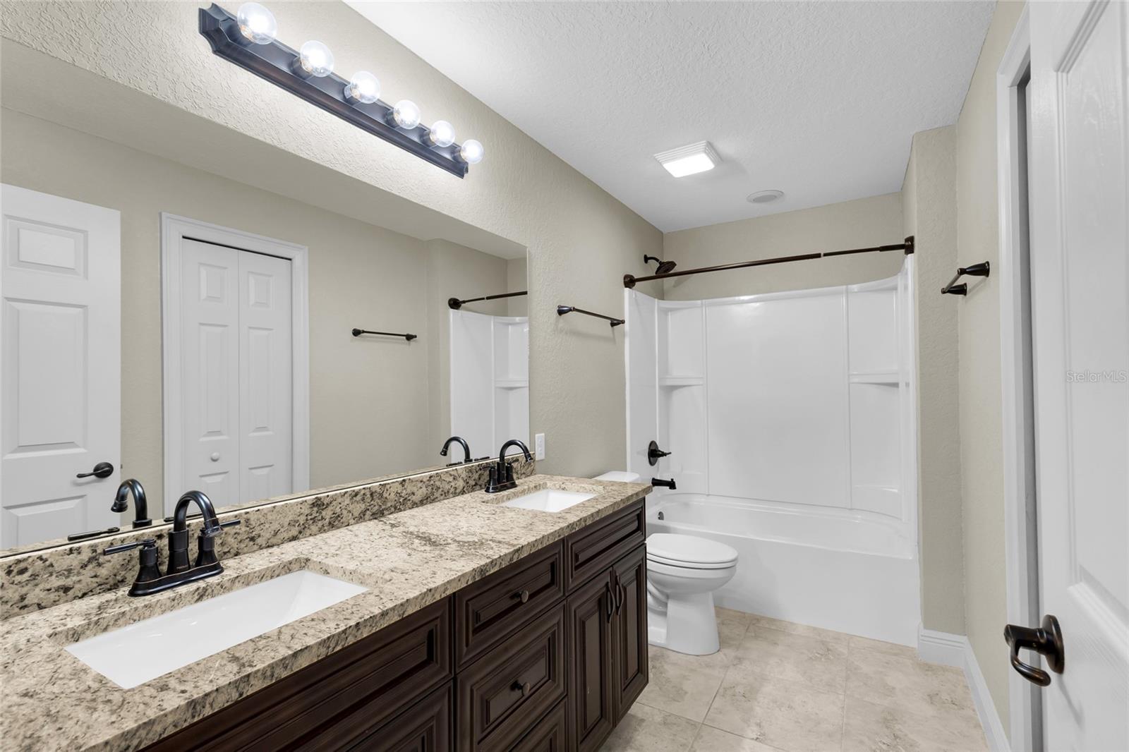 Image 39 of 52 For 1645 168th Loop