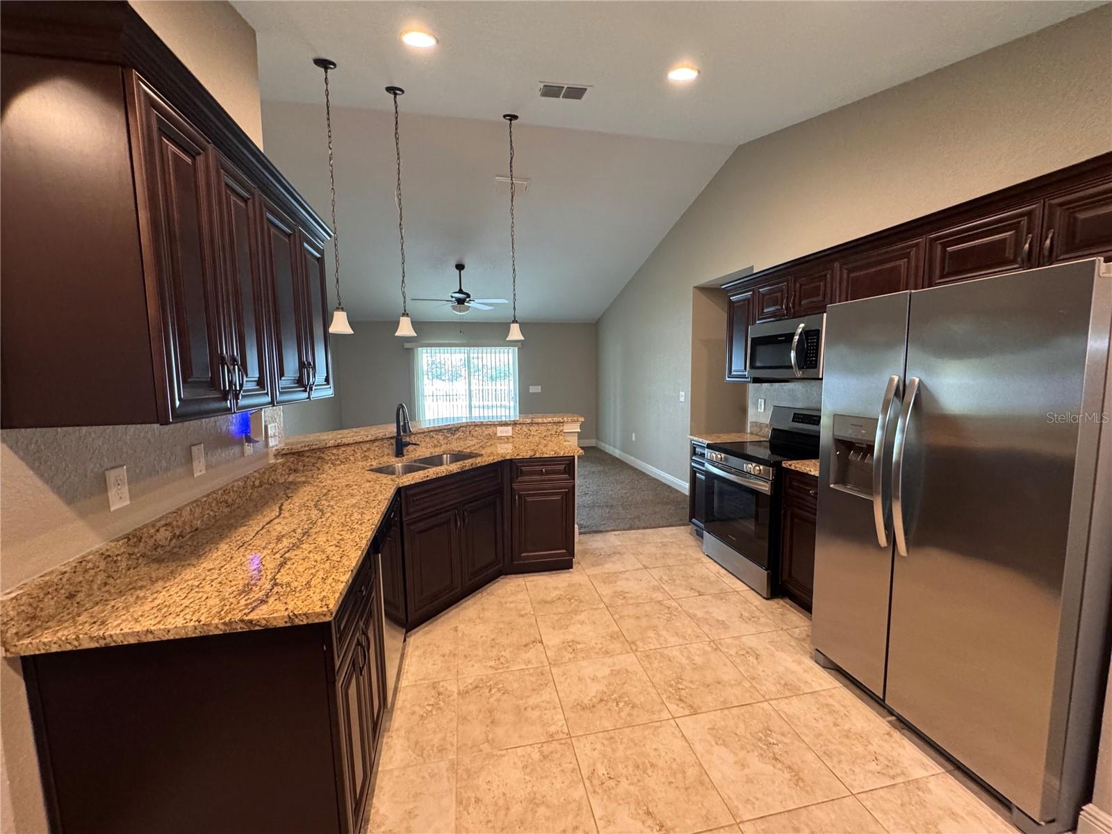 Image 6 of 52 For 1645 168th Loop