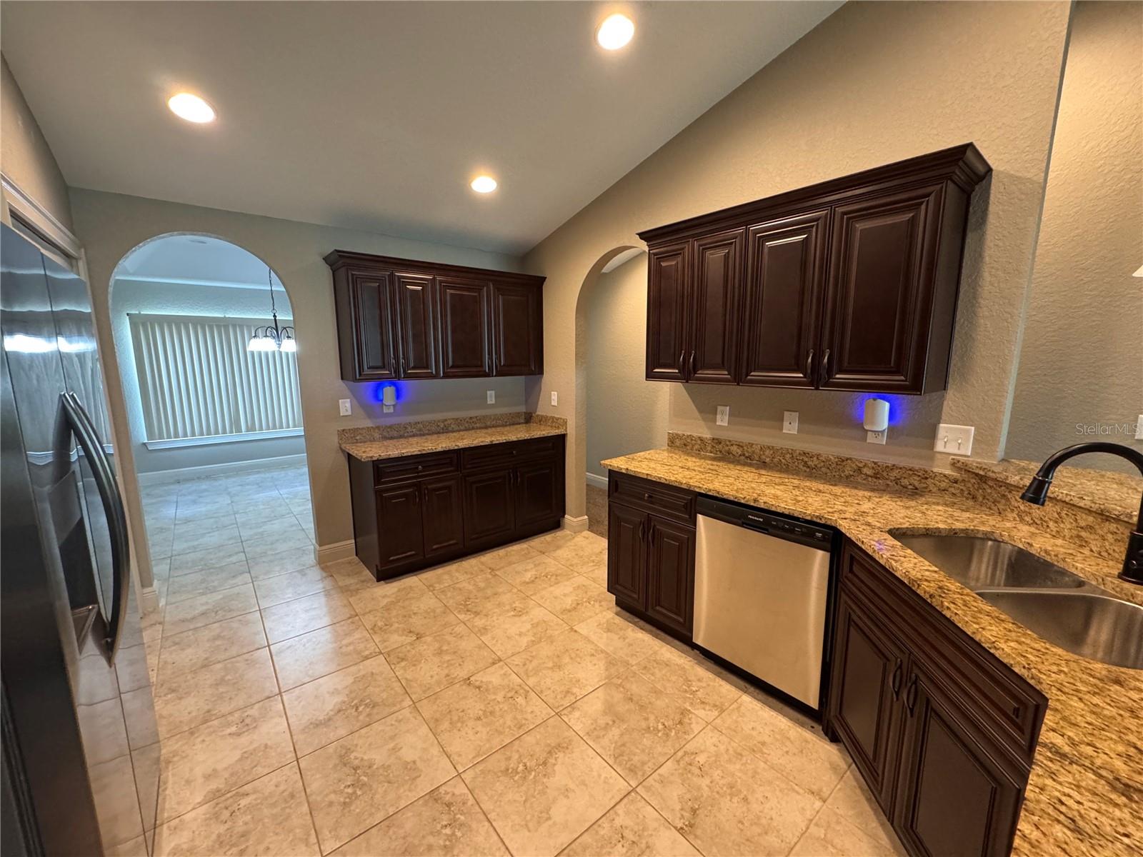 Image 7 of 52 For 1645 168th Loop