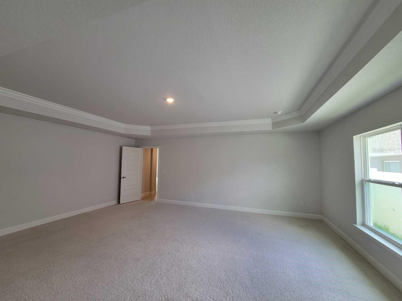 Image 16 of 24 For 17274 57th Avenue