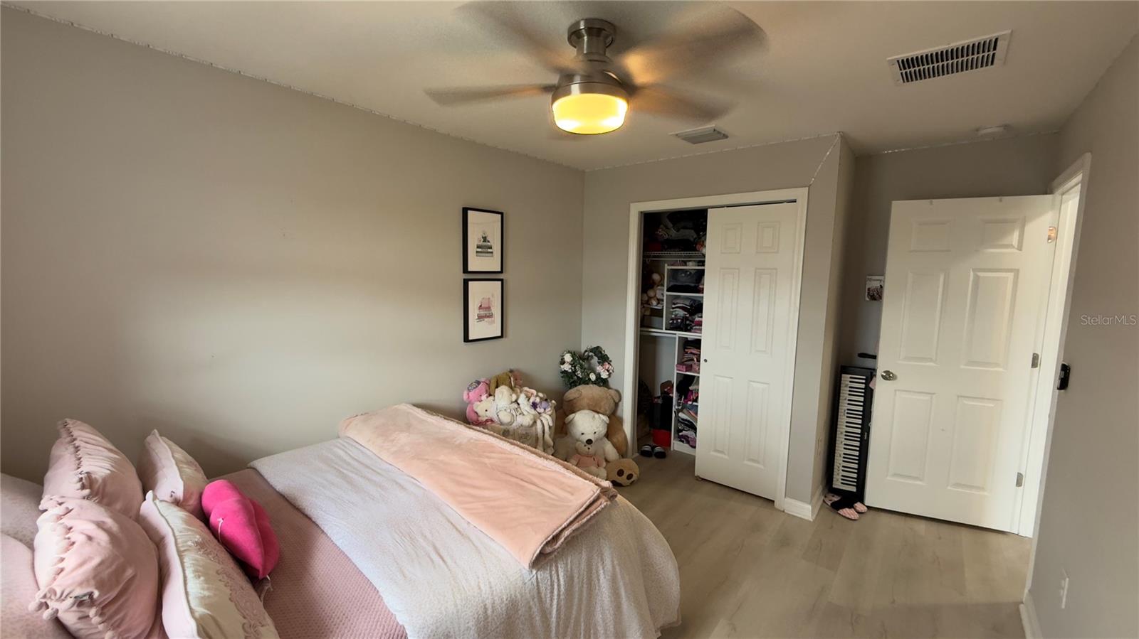 Listing photo id 19 for 7216 Grand Elm Drive