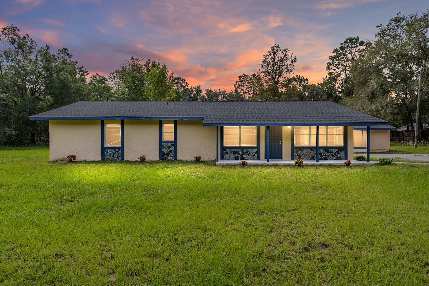 Listing photo id 0 for 1316 La Salle Street