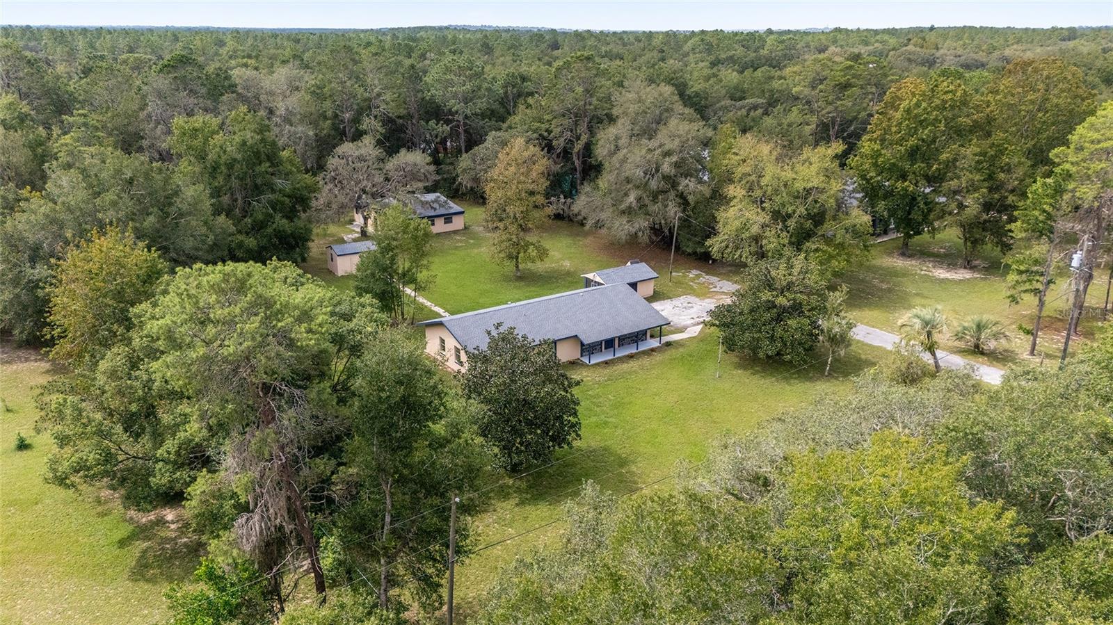 Listing photo id 2 for 1316 La Salle Street