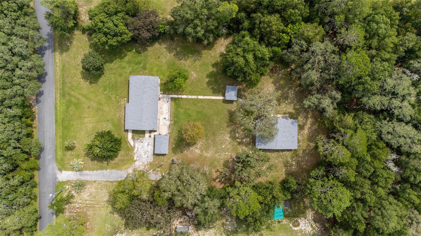 Listing photo id 44 for 1316 La Salle Street