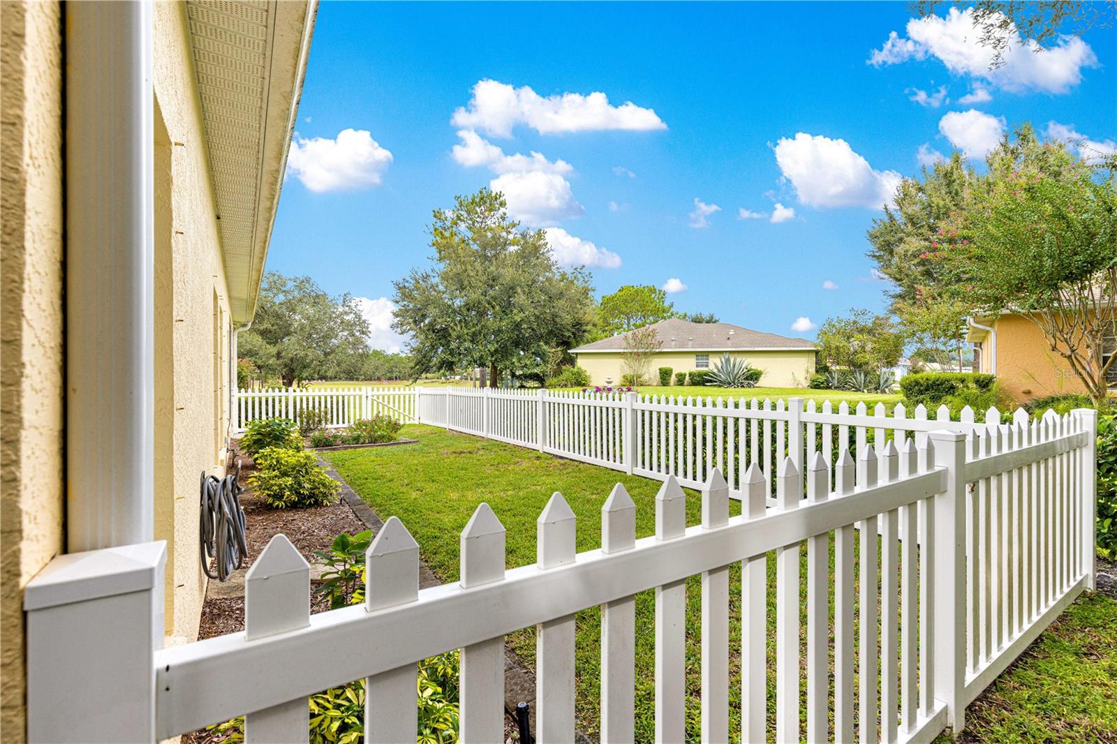 Image 10 of 52 For 8306 79th Circle