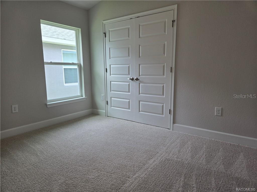 Listing photo id 13 for 1170 Heron Point Drive