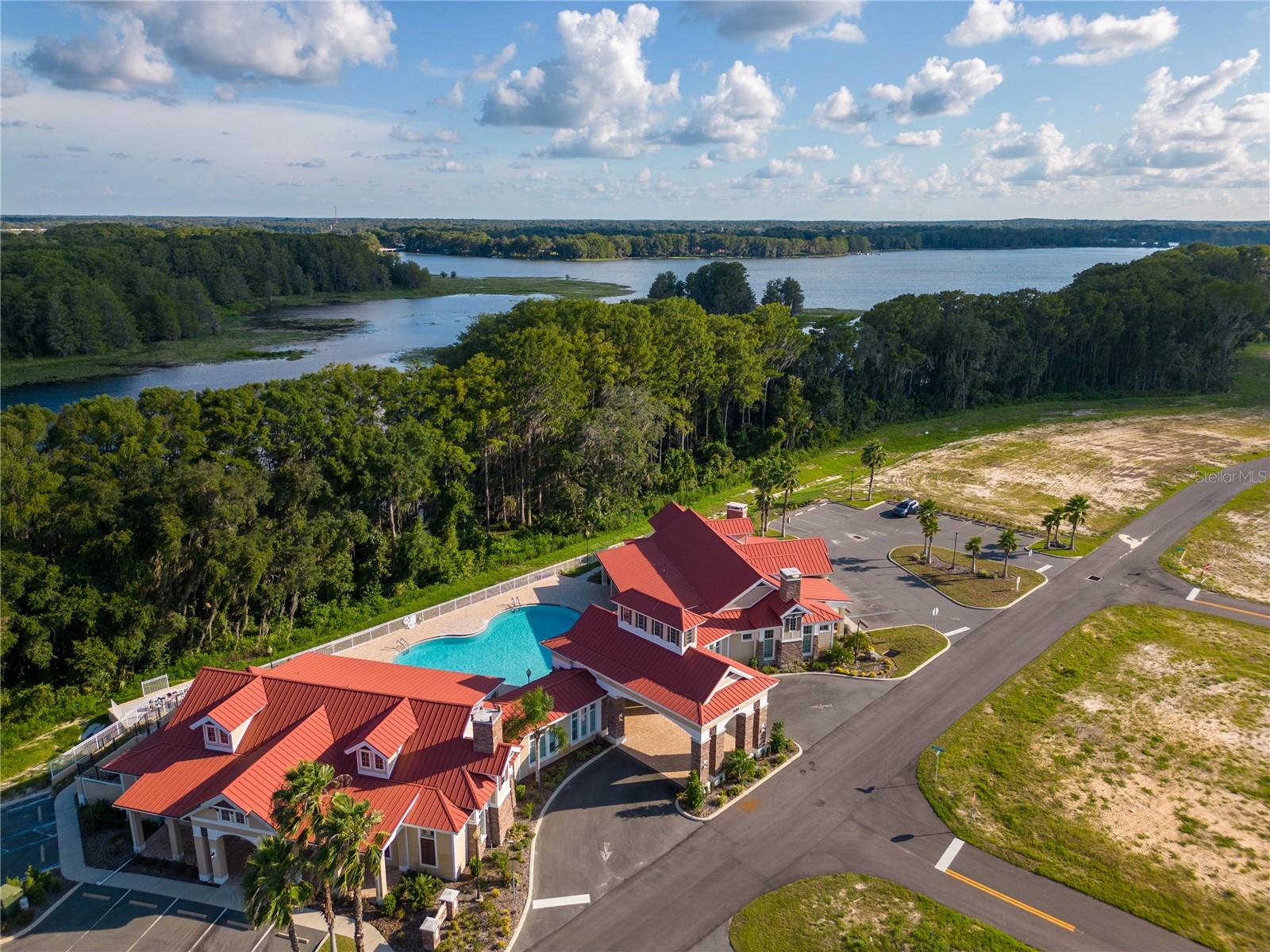 Listing photo id 20 for 1170 Heron Point Drive