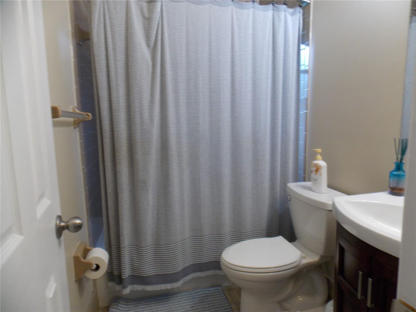 Image 3 of 9 For 3401 Fort King Street 201