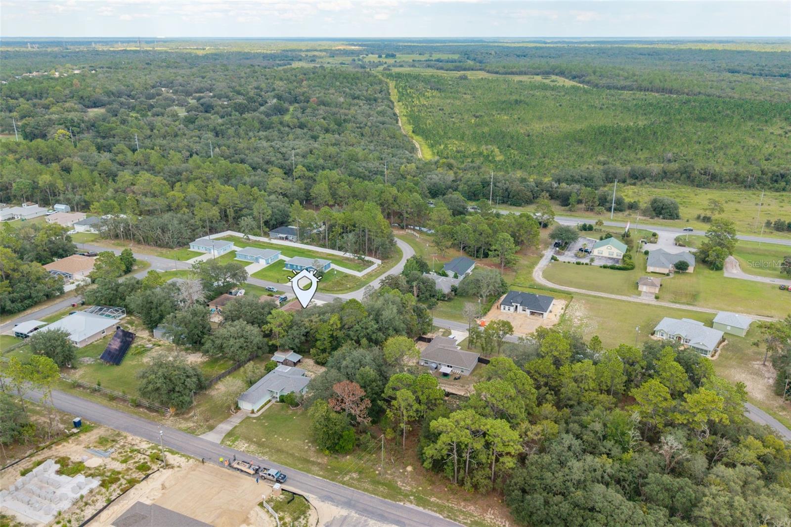 Listing photo id 47 for 5702 Claremont Drive