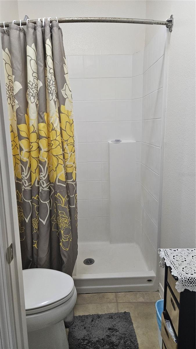 Image 15 of 46 For 833 Jefferson Boulevard