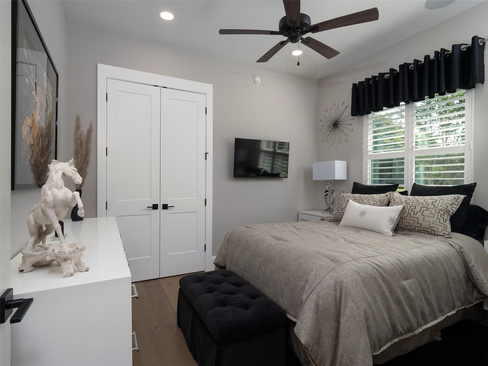 Image 16 of 53 For 12203 35th Street