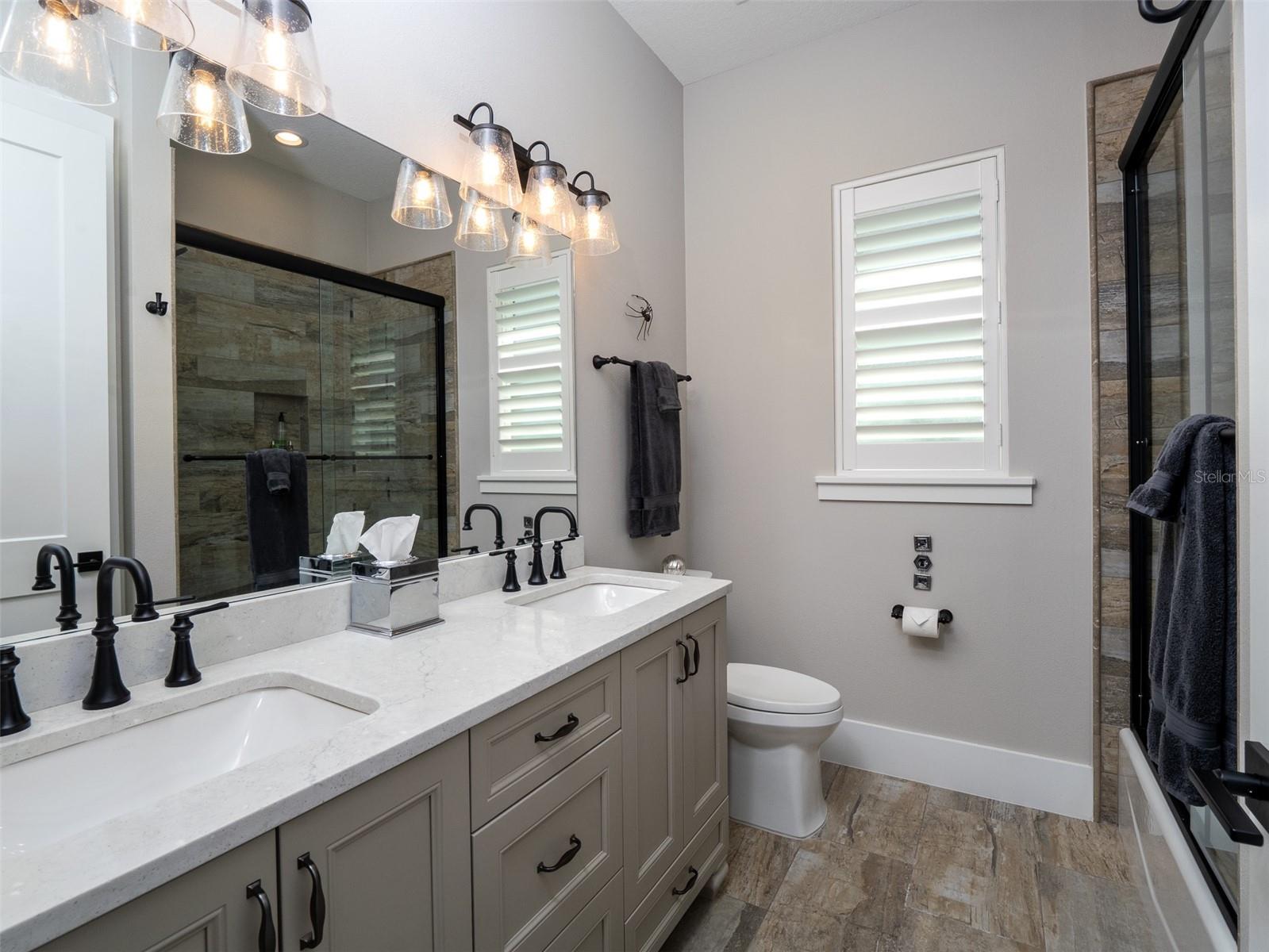 Image 20 of 53 For 12203 35th Street