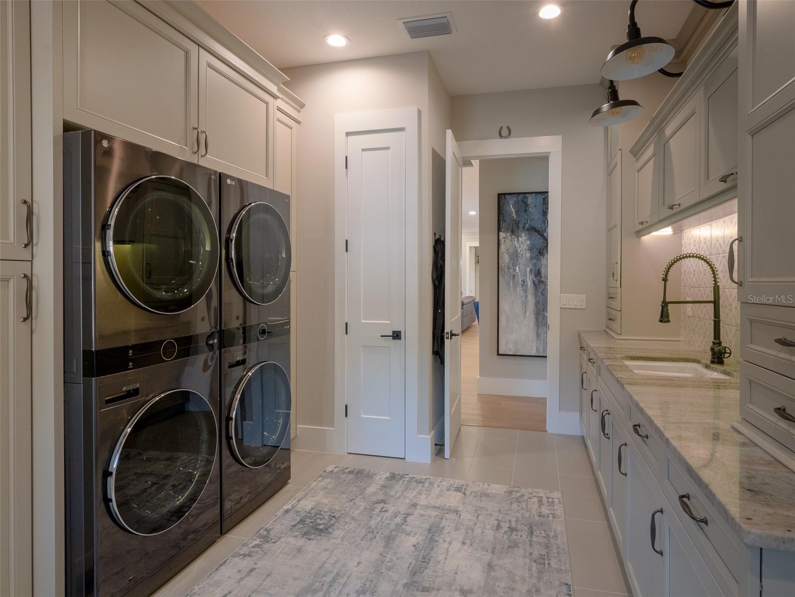 Image 25 of 53 For 12203 35th Street