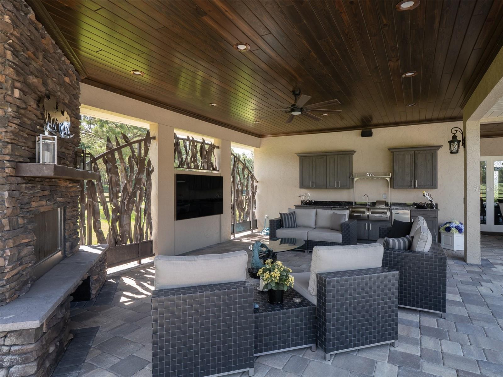 Image 31 of 53 For 12203 35th Street