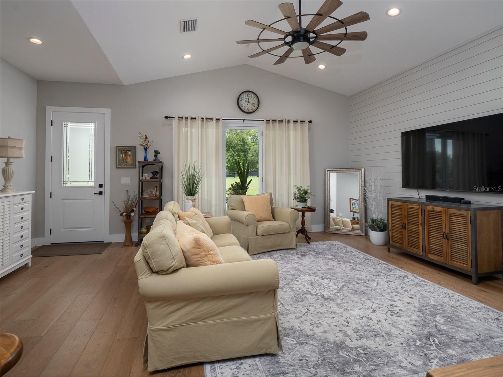 Image 37 of 53 For 12203 35th Street