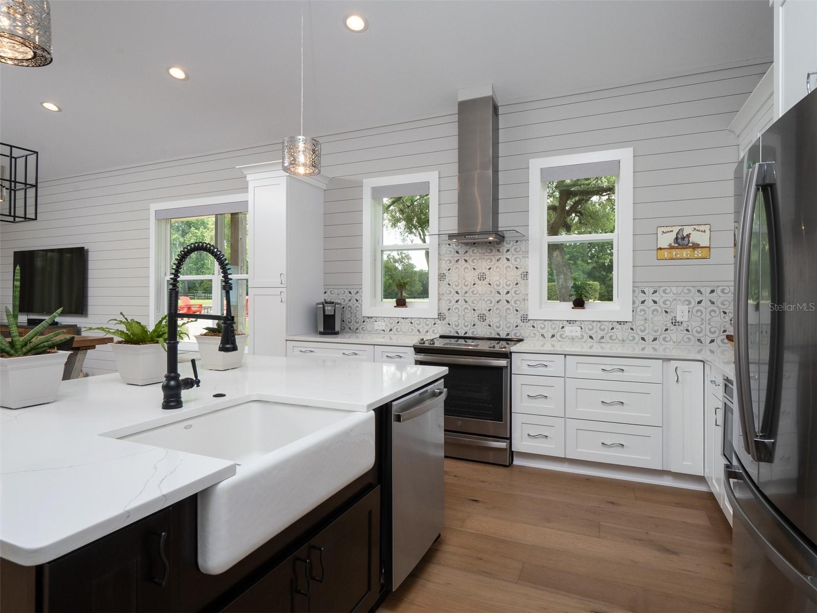 Image 39 of 53 For 12203 35th Street