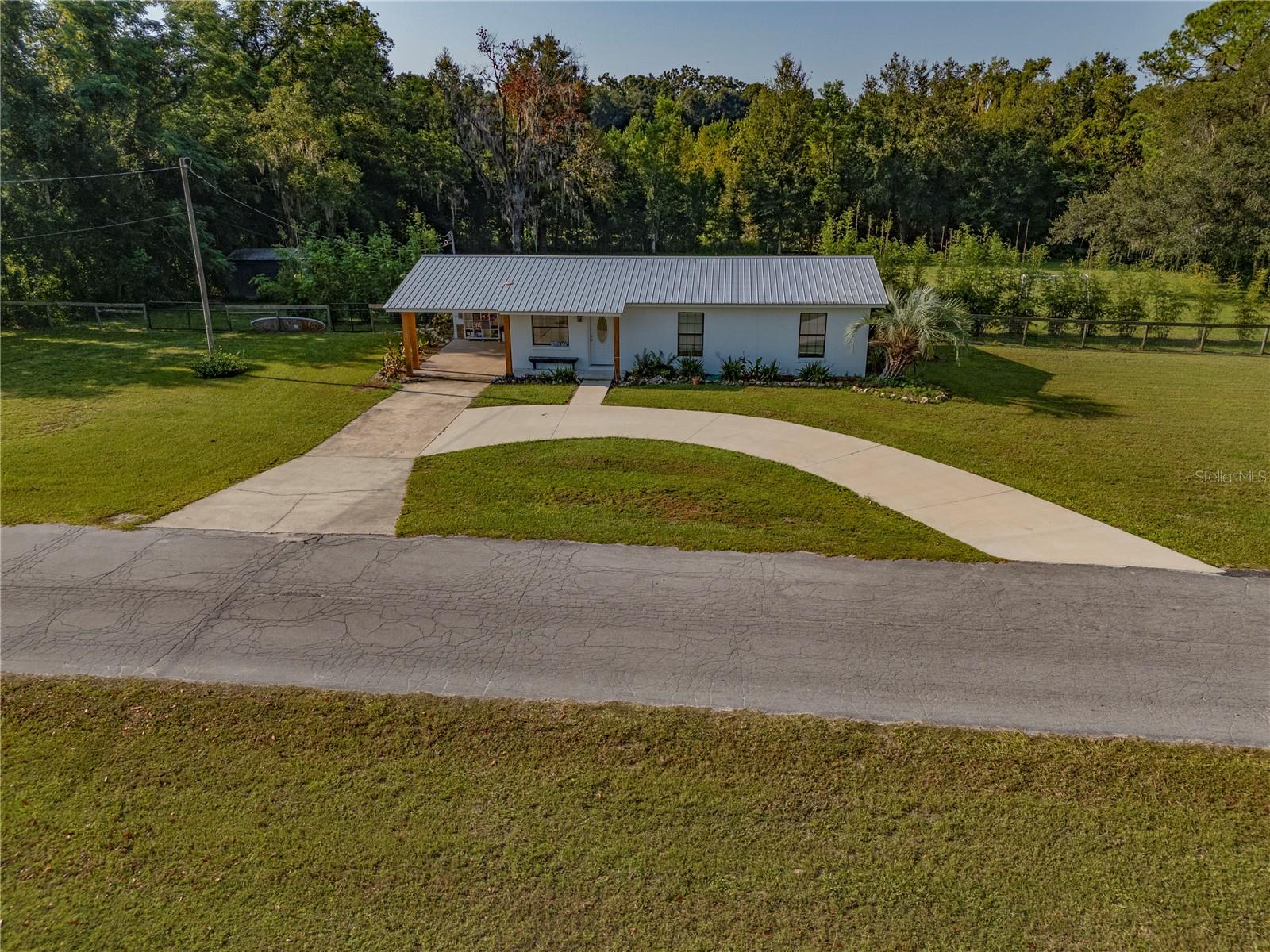 Image 34 of 46 For 16750 31st Lane