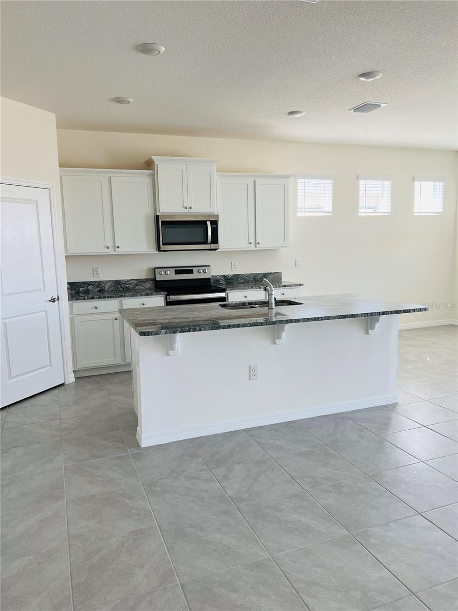 Image 4 of 21 For 5292 46th Lane Road