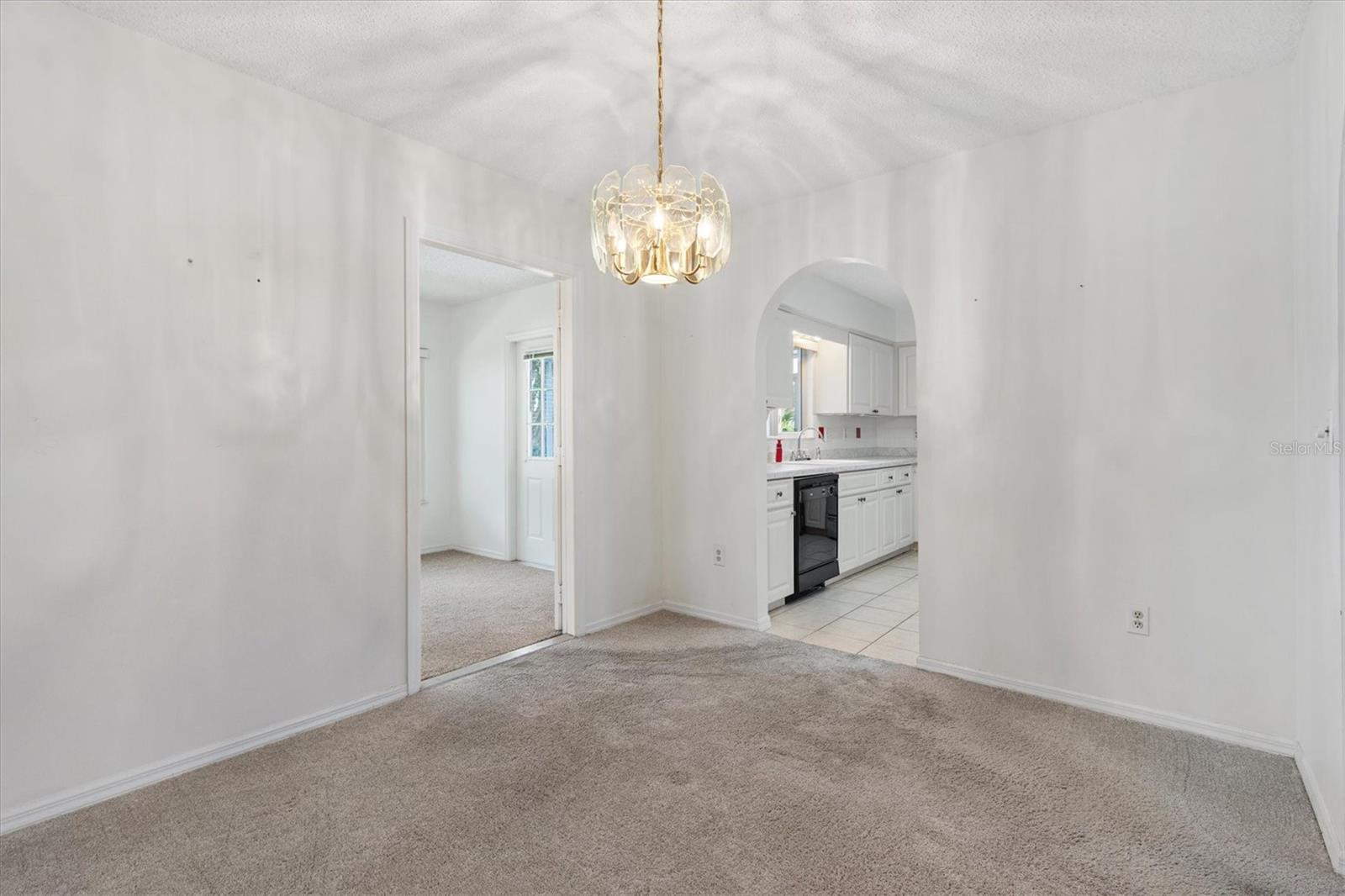 Image 11 of 47 For 17710 108th Avenue