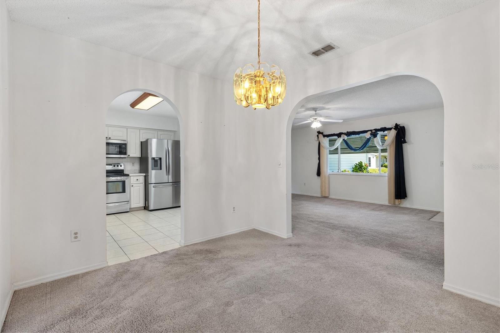 Image 12 of 47 For 17710 108th Avenue