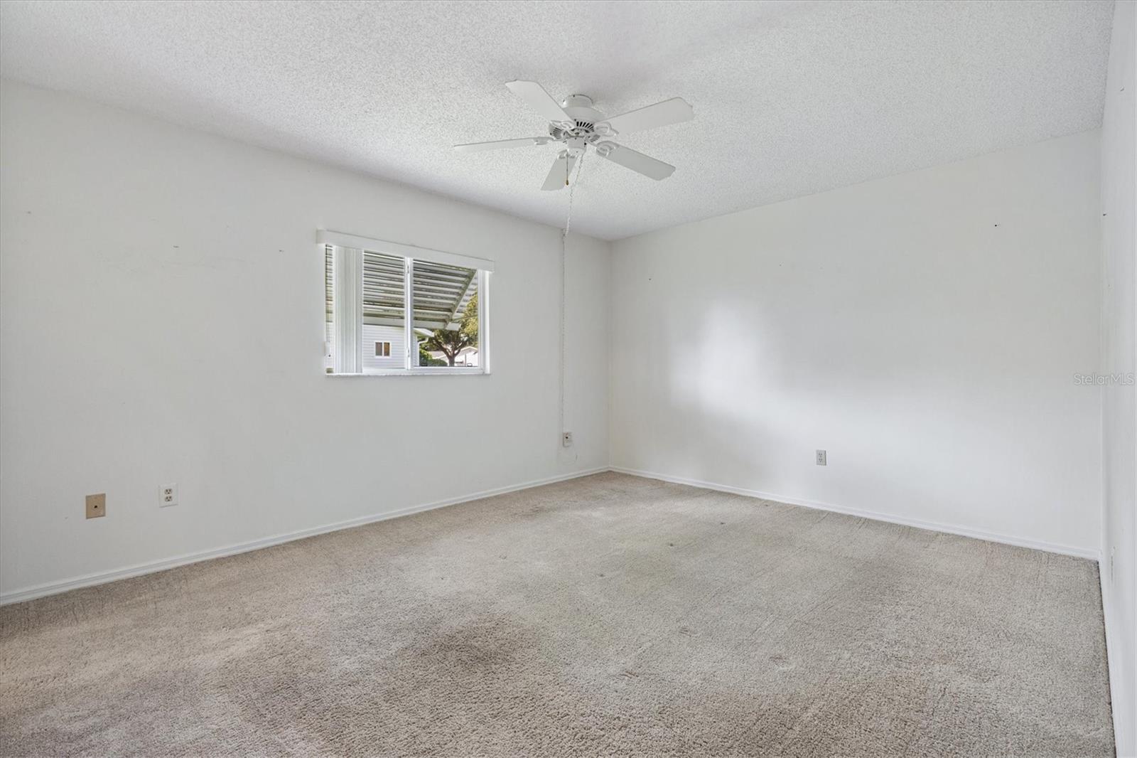 Image 22 of 47 For 17710 108th Avenue