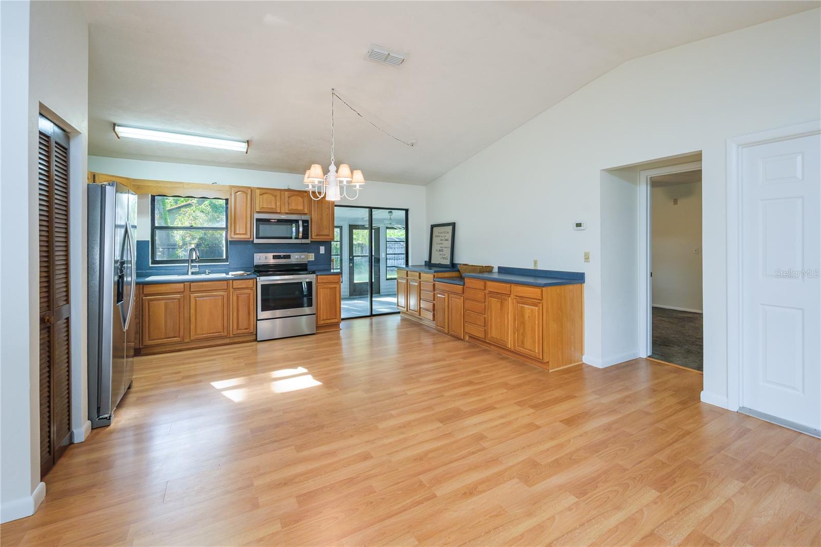 Image 18 of 66 For 4440 24th Court