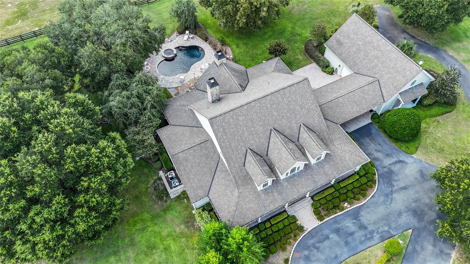 Image 12 of 93 For 1198 104th Street Road