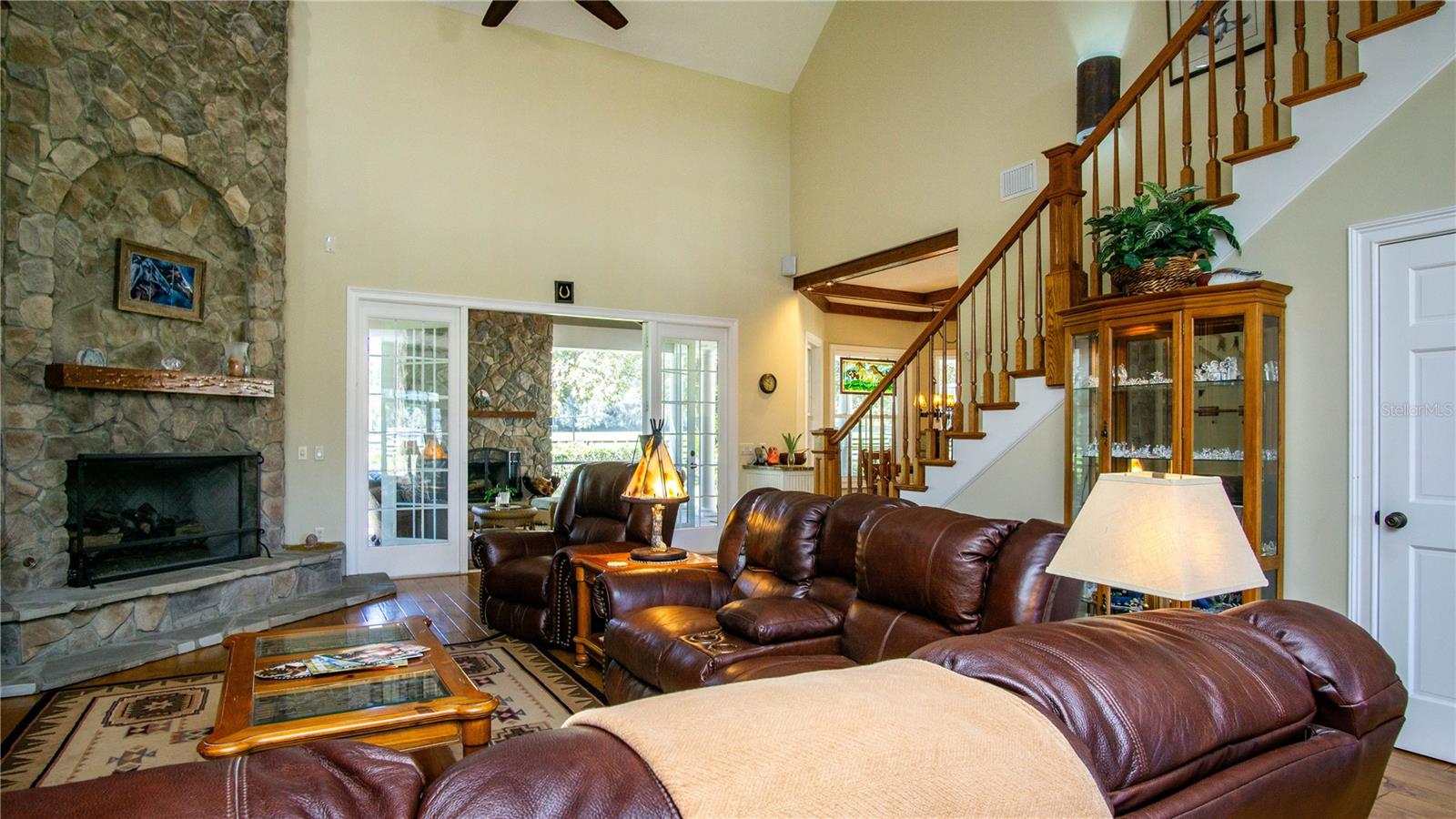 Image 14 of 93 For 1198 104th Street Road