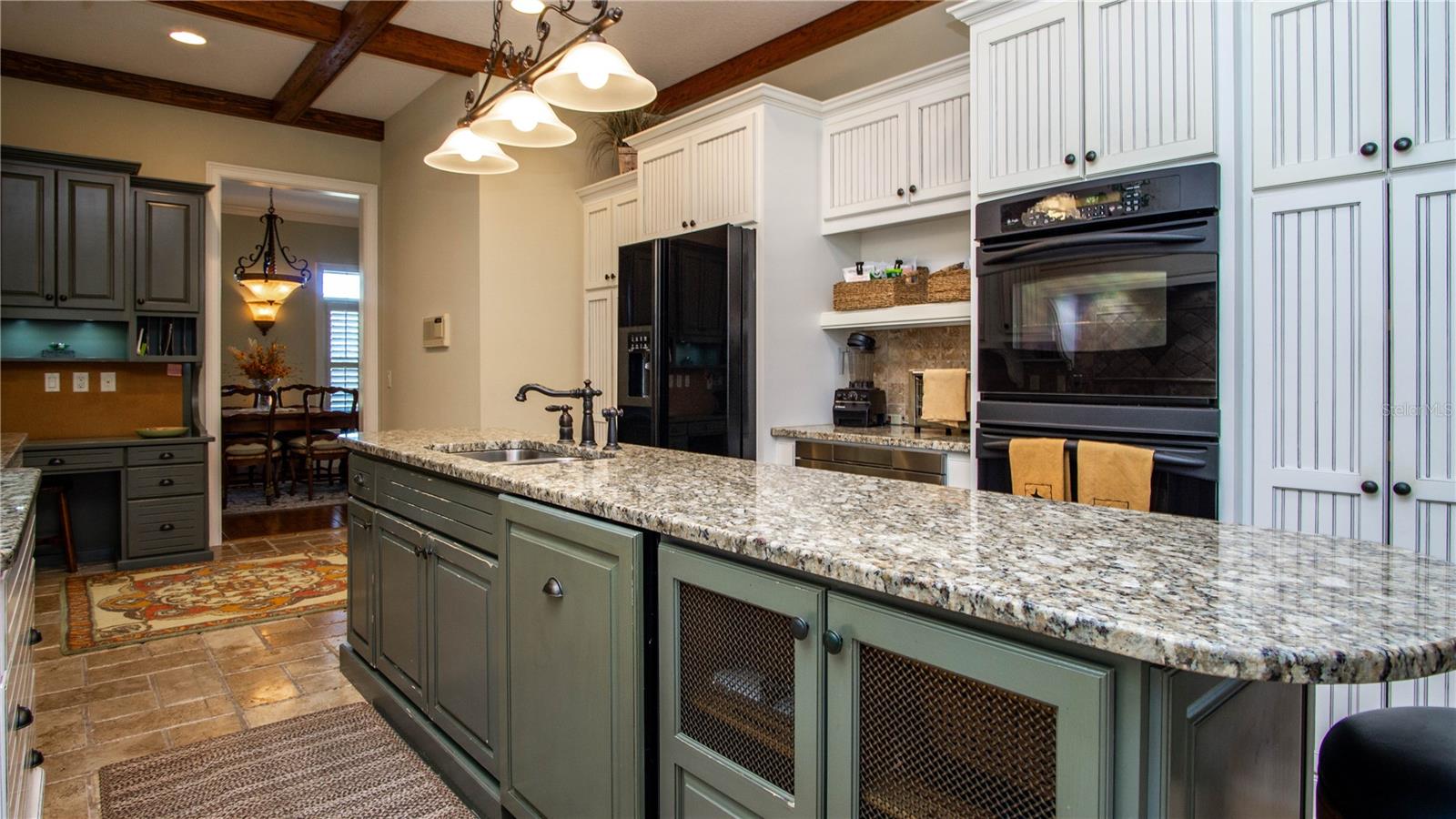 Image 23 of 93 For 1198 104th Street Road